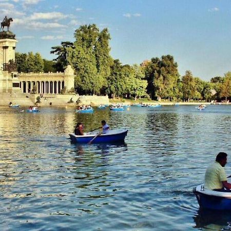 Por Los Pasos De Goya, Parque Retiro 마드리드 외부 사진